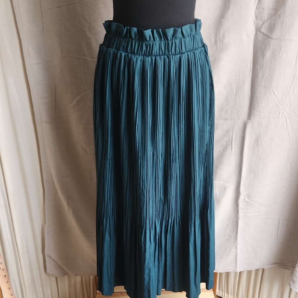 Elegant Teal Maxi Skirt